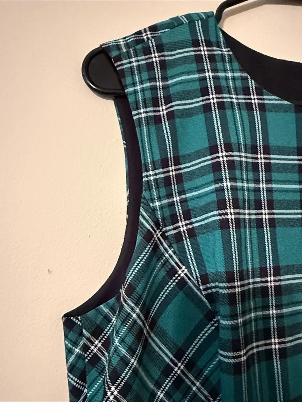 Draper James Green Plaid Sleeveless Midi Dress